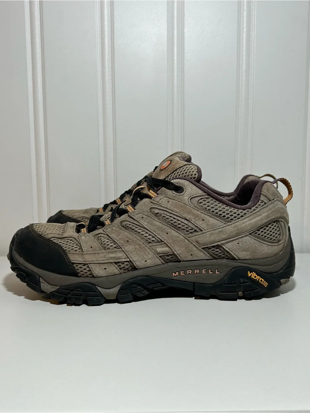 Merrell Moab 2 walnut brown Men's Taupe and Black Trail Hiking Shoe